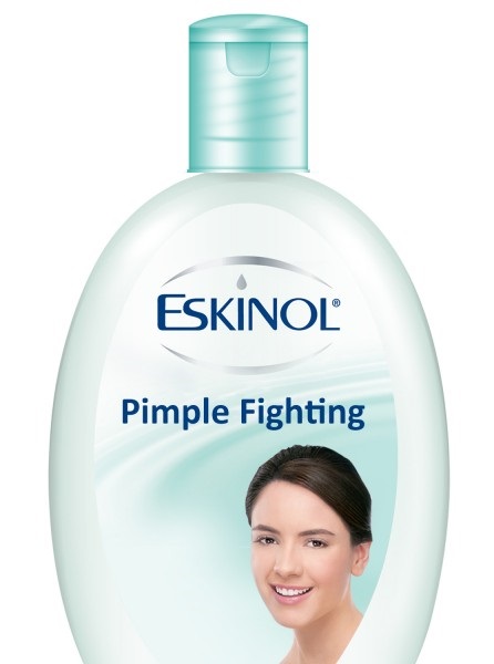 eskinol_facial_cleanser_pimple_fighting_225ml.jpg